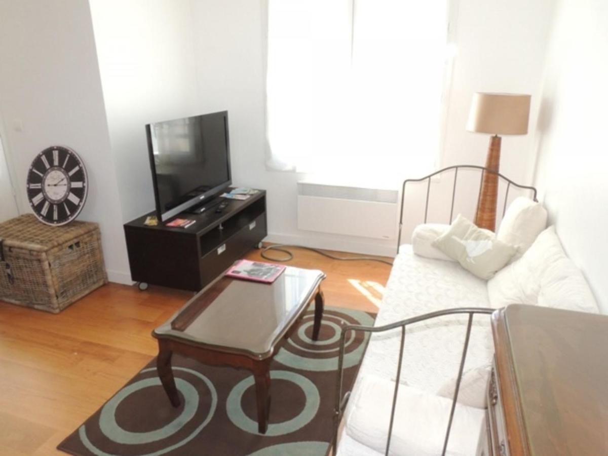 Appartement T3 Confortable A 300M Plage, Terrasse, Proche Commerces Et Marche Central - Fr-1-71-51 Royan Exterior photo