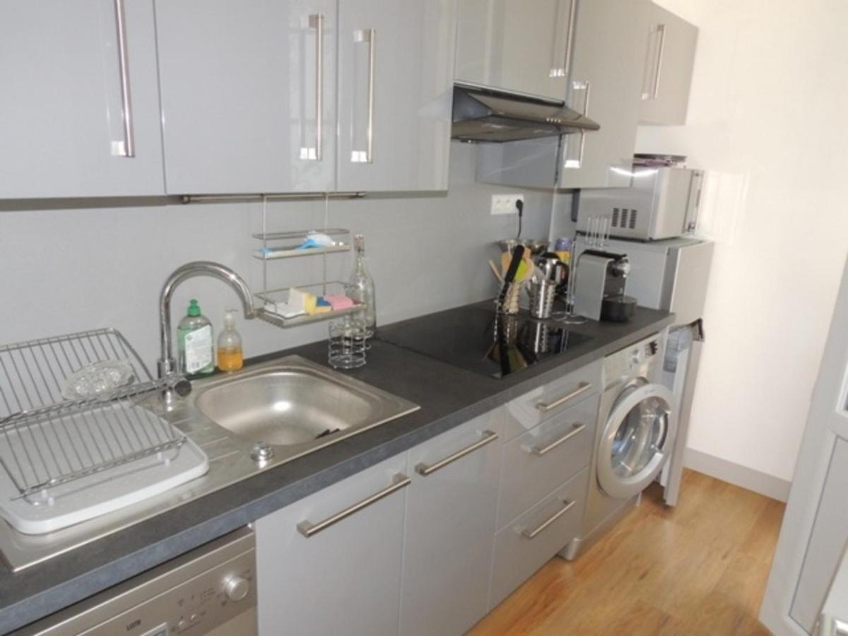 Appartement T3 Confortable A 300M Plage, Terrasse, Proche Commerces Et Marche Central - Fr-1-71-51 Royan Exterior photo