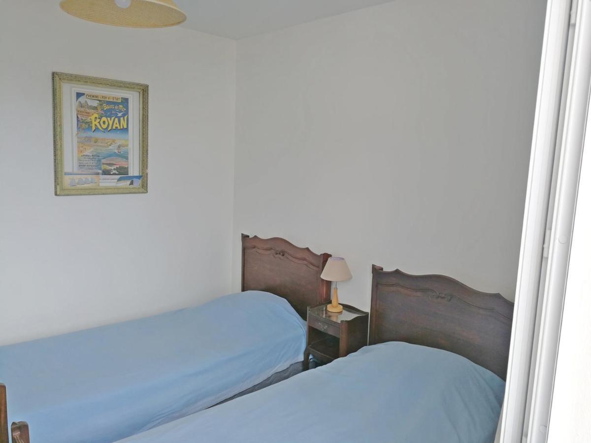 Appartement T3 Confortable A 300M Plage, Terrasse, Proche Commerces Et Marche Central - Fr-1-71-51 Royan Exterior photo